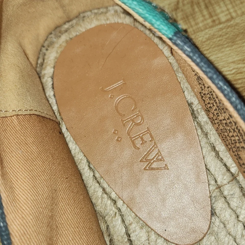 J. CREW Striped Canvas Slip on Espadrille Flats - Blue and Teal, size 10